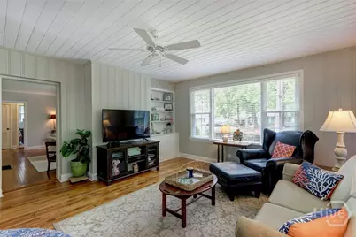 423 E 57th Street, Savannah, GA 31405 - Photo 10