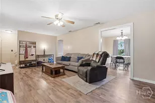 932 Primrose Ln, Hinesville, GA 31313 - Photo 6