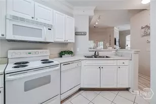 3334 Whitemarsh Way, Savannah, GA 31410 - Photo 10