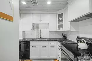 1323 E 53rd St, Savannah, GA 31404 - Photo 12