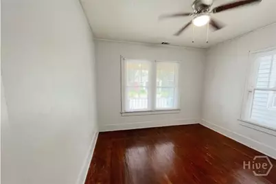 1008 W Victory Drive, Savannah, GA 31405 - Photo 12