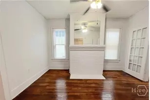 1008 W Victory Dr, Savannah, GA 31405 - Photo 8