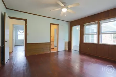 211 E 63rd Street, Savannah, GA 31405 - Photo 8