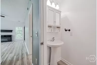 93 Falkland Avenue, Savannah, GA 31407 - Photo 10