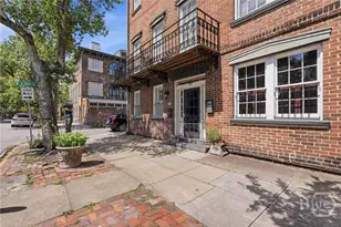 219 Abercorn St, Savannah, GA 31401 - Photo 8