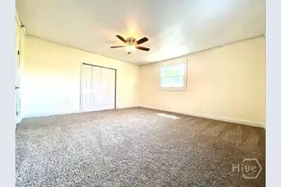637 E 39th Street, Savannah, GA 31401 - Photo 16