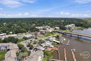 1300 Kentucky St, Darien, GA 31305 - Photo 32