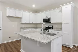 1300 Kentucky St, Darien, GA 31305 - Photo 12
