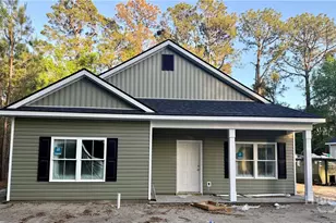 1300 Kentucky St, Darien, GA 31305 - Photo 4