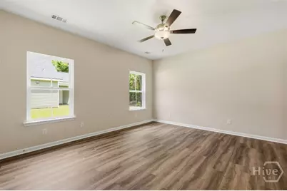 1300 Kentucky Street, Darien, GA 31305 - Photo 18