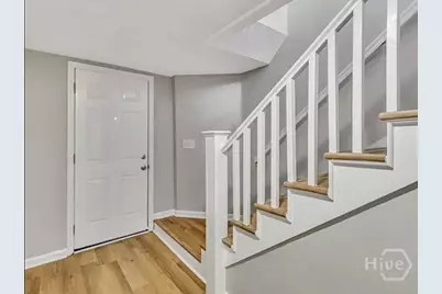916 E 35th Street, Savannah, GA 31401 - Photo 10