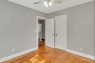 916 E 35th St, Savannah, GA 31401 - Photo 22