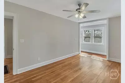 916 E 35th Street, Savannah, GA 31401 - Photo 16