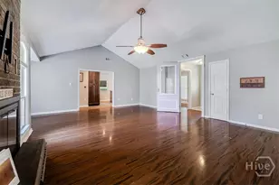 2 S Paxton Dr, Savannah, GA 31406 - Photo 8