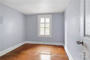 643 W 41st St, Savannah, GA 31401 - Photo 4