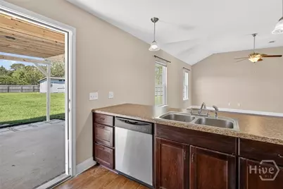 365 Creekside Circle, Ellabell, GA 31308 - Photo 6