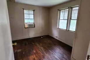 908 Bowden St, Savannah, GA 31415 - Photo 10