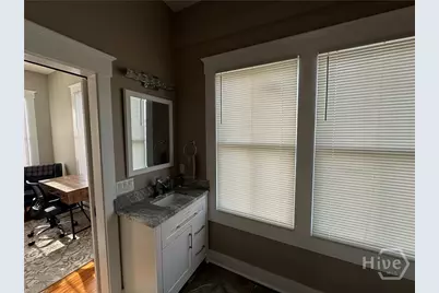 306 W 42nd Street #B, Savannah, GA 31401 - Photo 60
