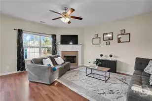 1404 Evergreen Trl, Hinesville, GA 31313 - Photo 12