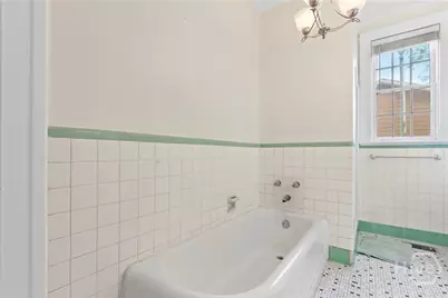 1214 E Victory Drive, Savannah, GA 31404 - Photo 10