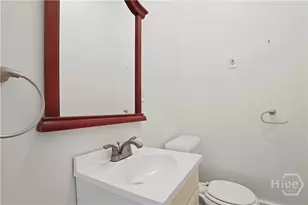 1214 E Victory Dr, Savannah, GA 31404 - Photo 18