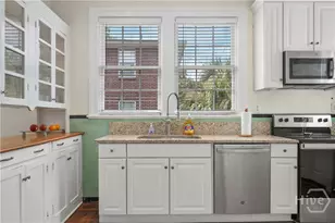 1214 E Victory Dr, Savannah, GA 31404 - Photo 22