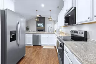 203 Dogwood Cir, Port Wentworth, GA 31407 - Photo 10