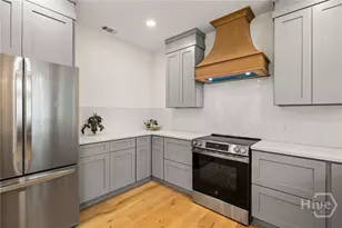1223 E 38th St, Savannah, GA 31404 - Photo 8