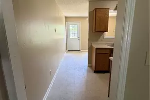 26 Chatham St, Savannah, GA 31406 - Photo 10