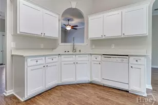 127 Williams Ave, Richmond Hill, GA 31324 - Photo 18