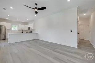 1615 Le Grand St, Savannah, GA 31401 - Photo 8