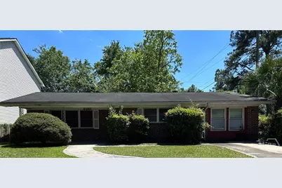 2201 E 37th Street, Savannah, GA 31404 - Photo 1