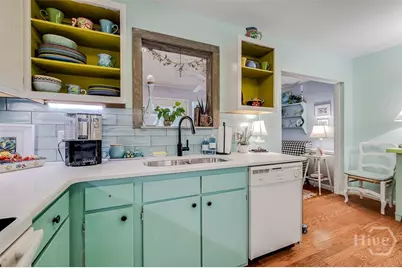 817 1st Street #E-2, Tybee Island, GA 31328 - Photo 10