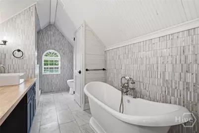 326 E 53rd Street, Savannah, GA 31405 - Photo 28
