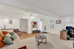 157 Hampshire Rd, Savannah, GA 31410 - Photo 4