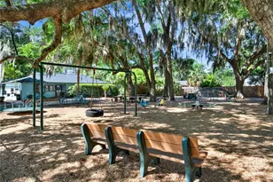 157 Hampshire Rd, Savannah, GA 31410 - Photo 36
