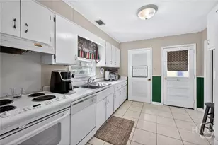 1820 Cokesbury Dr, Savannah, GA 31406 - Photo 8