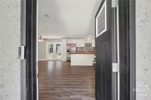 700 Thornwood Way, Hinesville, GA 31313 - Photo 6