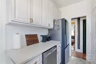 801 E 37th St, Savannah, GA 31401 - Photo 14