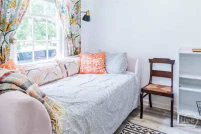524 E Charlton Street, Savannah, GA 31401 - Photo 8