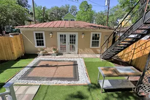 205 W 35th St, Savannah, GA 31401 - Photo 4
