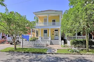 205 W 35th St, Savannah, GA 31401 - Photo 2