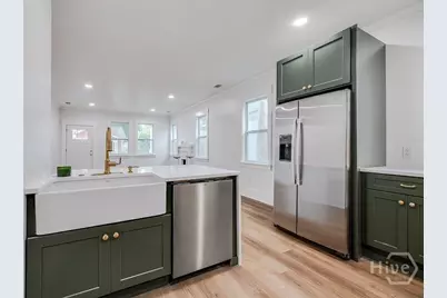 1018 Seiler Avenue, Savannah, GA 31401 - Photo 4