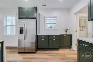 1018 Seiler Ave, Savannah, GA 31401 - Photo 18