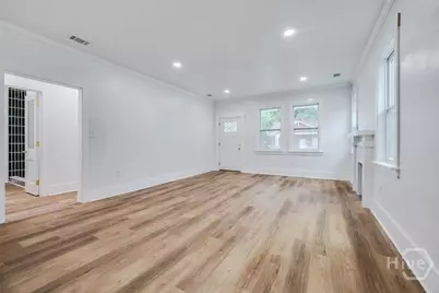1018 Seiler Avenue, Savannah, GA 31401 - Photo 8