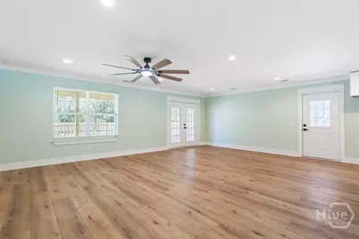 27 Pine Drive, Savannah, GA 31405 - Photo 14