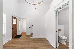 27 Pine Dr, Savannah, GA 31405 - Photo 4