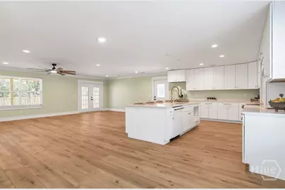27 Pine Drive, Savannah, GA 31405 - Photo 8
