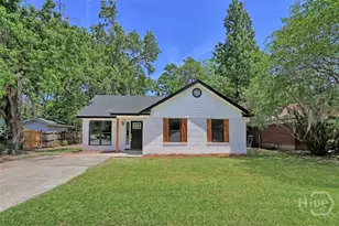2020 Cowan Ave, Savannah, GA 31405 - Photo 4