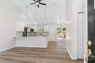 2020 Cowan Ave, Savannah, GA 31405 - Photo 6